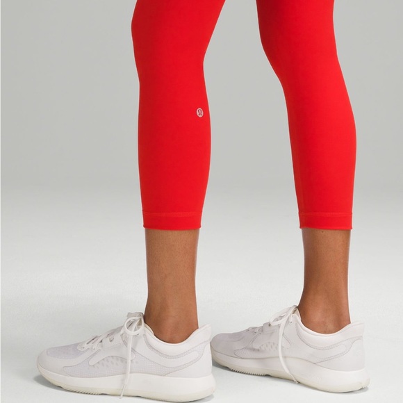 NWT lululemon Wunder Train HR Crop Tight 23" in Hot Heat (Red) Size 2 - Picture 5 of 6